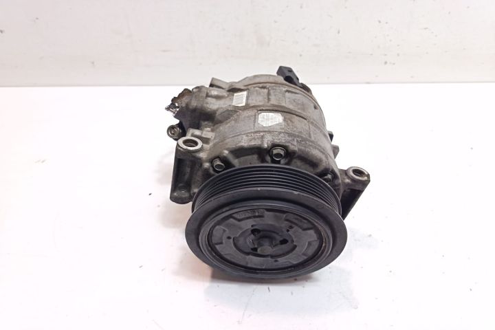 Compresor AC 2E0820803D Volkswagen VW Crafter prima generatie