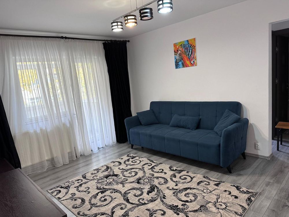 Inchiriez apartament semidecomandat