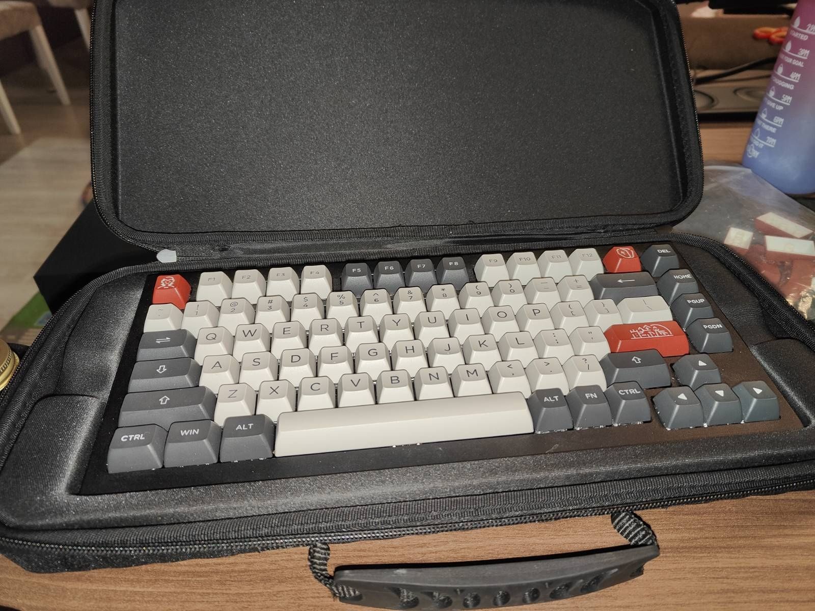 Къстъм клавиатура Keychron Q1 (първо поколение)
