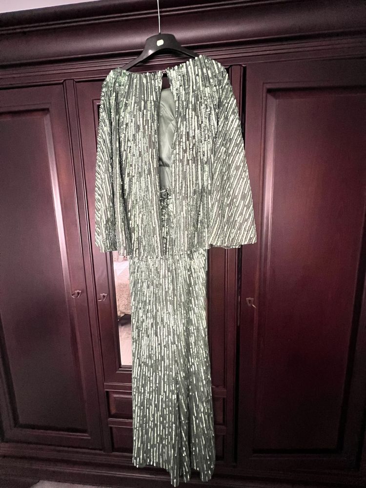 Rochie ocazie , fii unica!