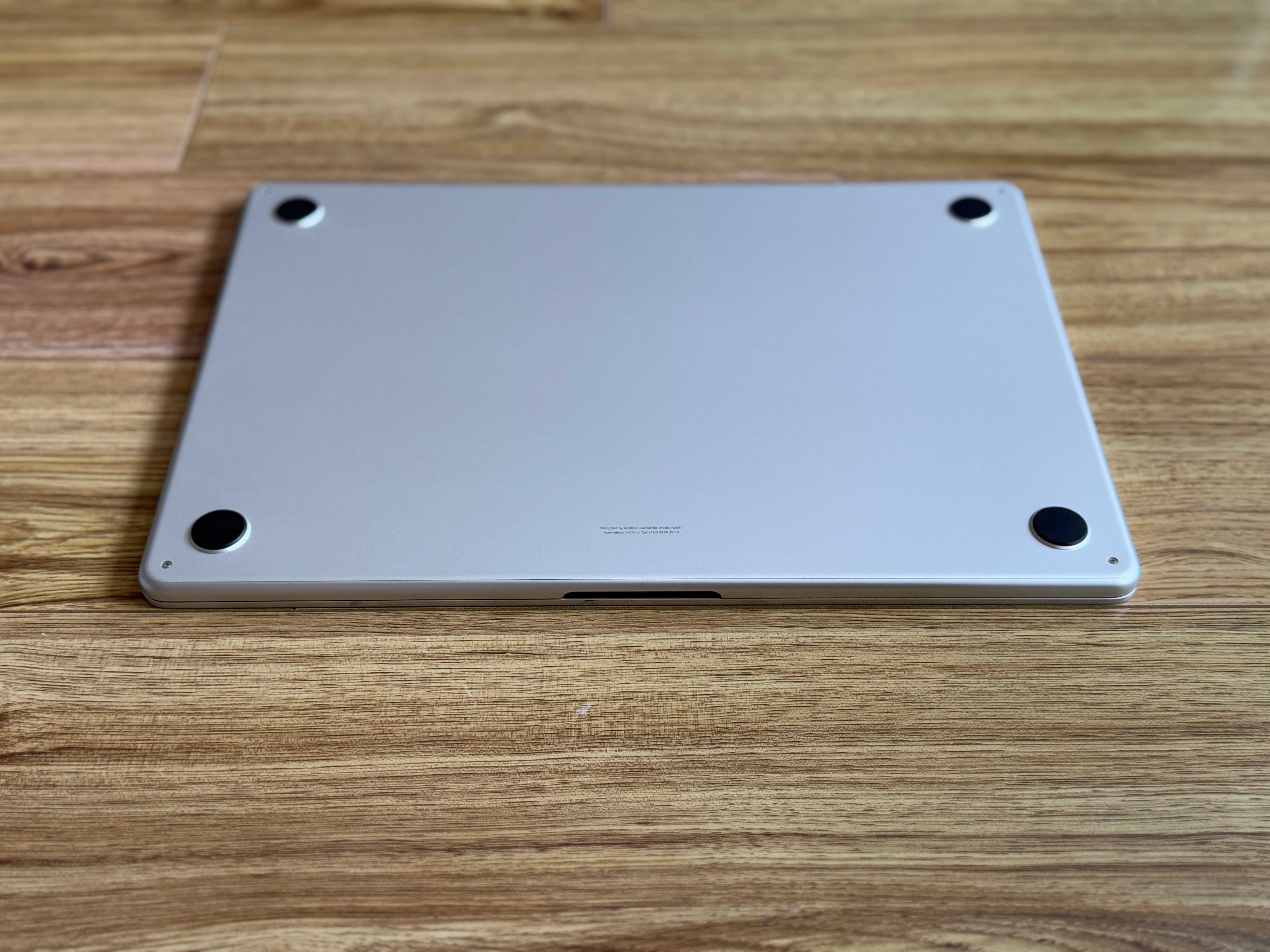 MacBook Air 15 M2`8 CPU/10 GPU/8GB RAM/256GB SSD/Гаранция/Бат 100%-33ц