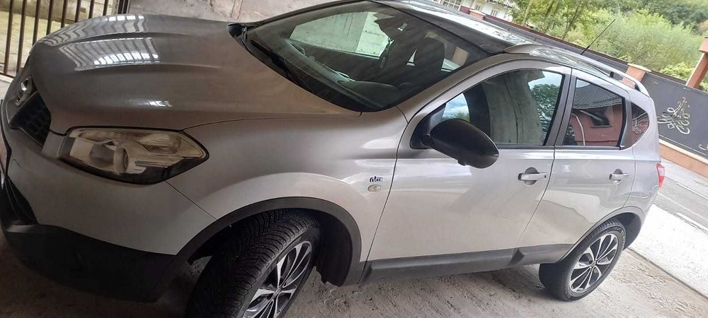 Nissan qashqai 1.5 dti 03/2013 cu 199000 km