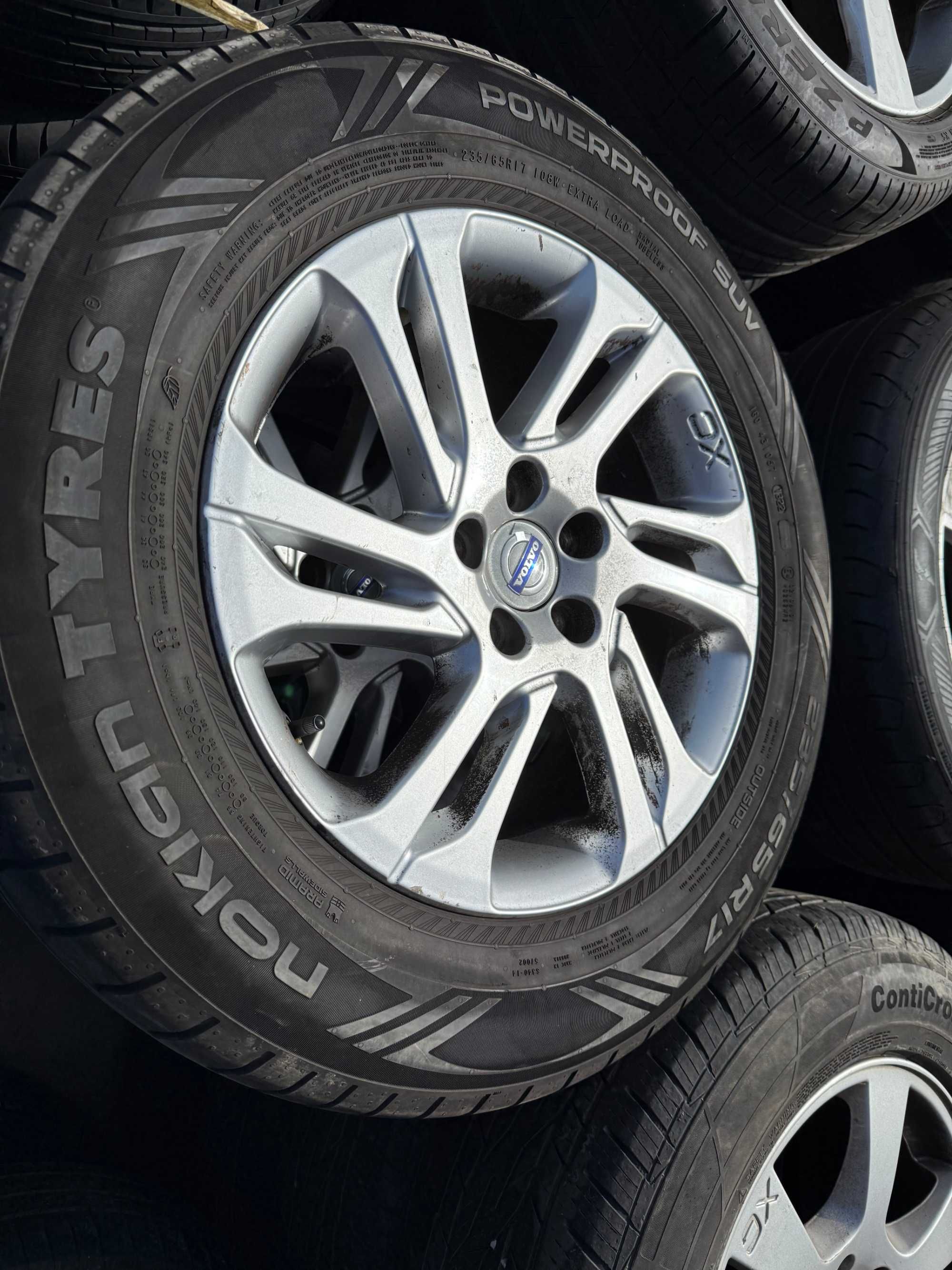 Лети джанти с гуми  235  / 65  / 17 цола за Волво XC 60