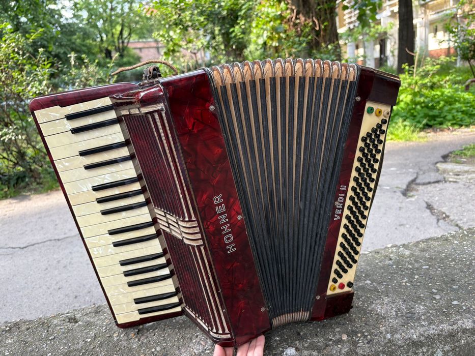 Acordeon Hohner Verdi 2 vergea cu 80 basi