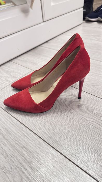 Продам туфли женские замшевые Respect 37 р