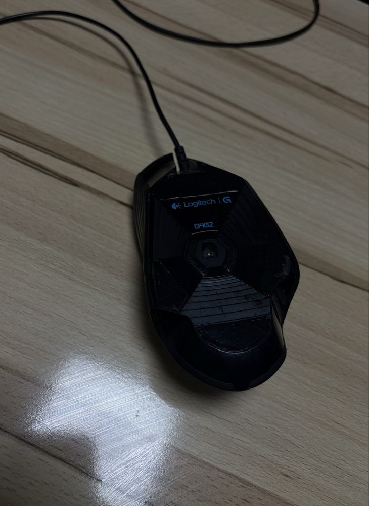 Logitech G 402 Геймърска мишка