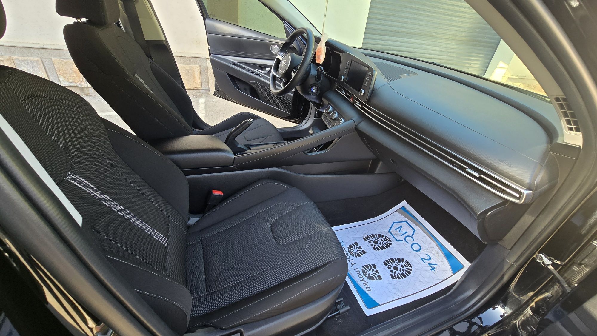 Hyundai Elantra 2022