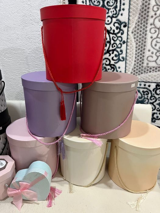 Подарочные коробки,Мягкие игрушки,Керамические Вазы