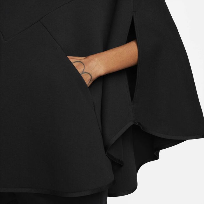 Nike Sportwear Tech Fleece Poncho Black Size M
