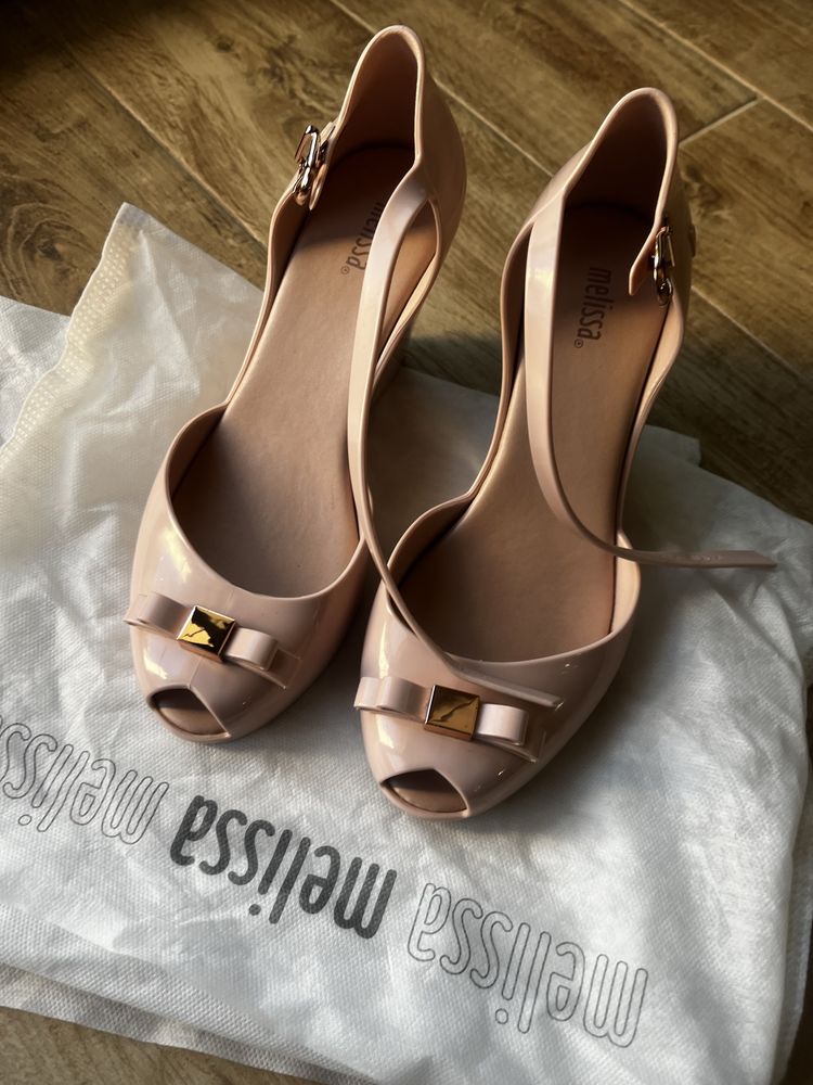 Pantofi Mellisa roz prafuit/ nude