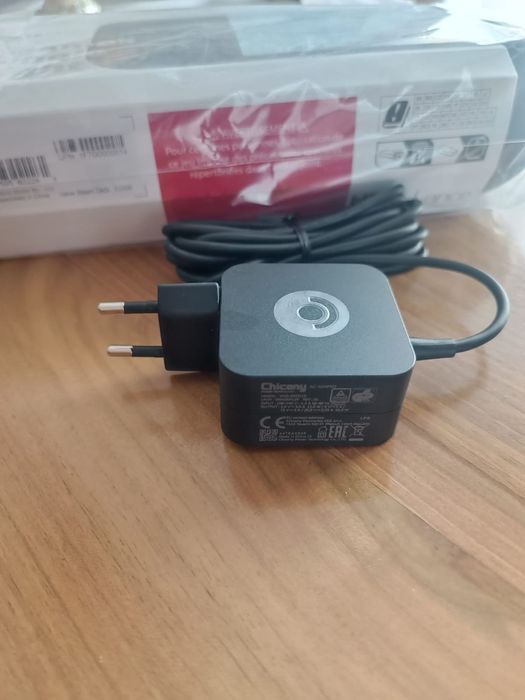 Vând Valve Steam Deck OLED 512 GB, NOU. 
Produsul este NOU, sigilat!