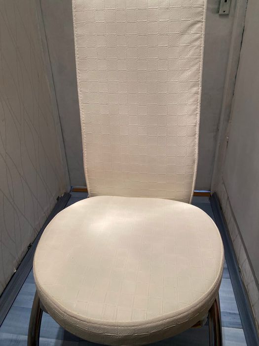 Трапезни столове -6 броя