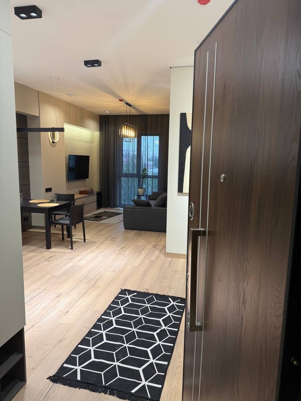 Akay City Продается 2 комнатная квартира ремонт Дархан Мирзо-Улугбек