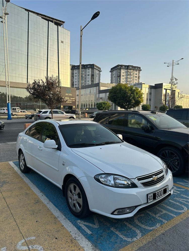Chevrolet Gentra 1.5 AT
