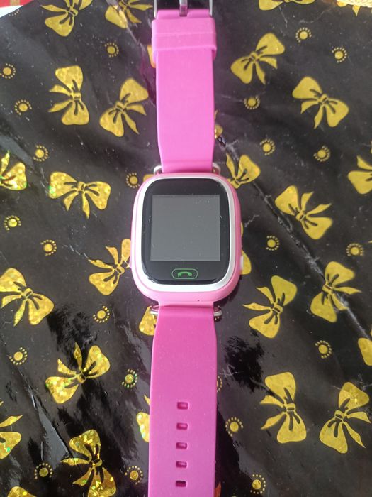 Часы-смарт,детские.Новые,не разу не пользовались(подарок)