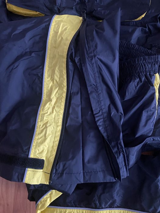 Costum de ploaie ( moto)