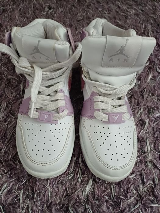 Nike Jordan 1 mid Glitter Swoosh  dama