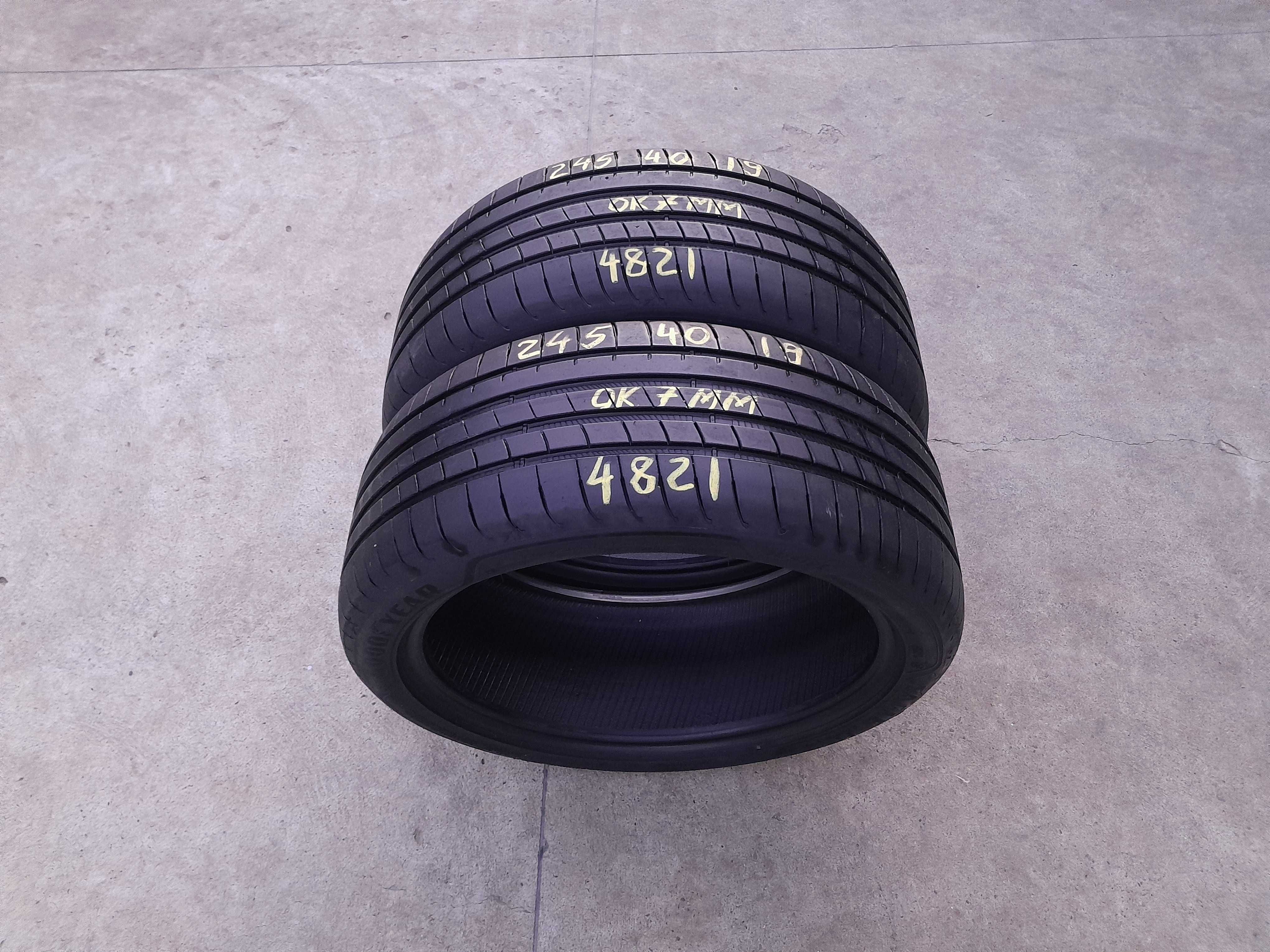 Doua anvelope vara 245 40 19 goodyear asymmetric 3 cu 7 mm dot 4821