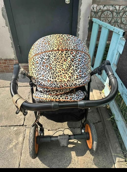 Продам коляску трансформер