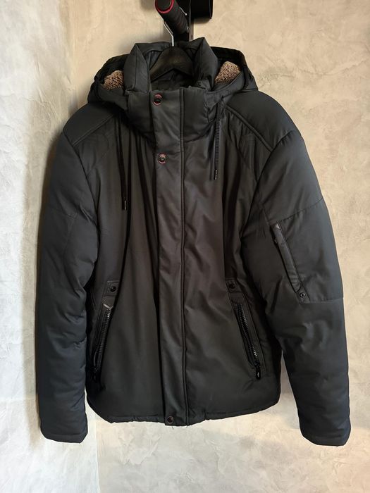 Пуховик мужской в отличном состоянии