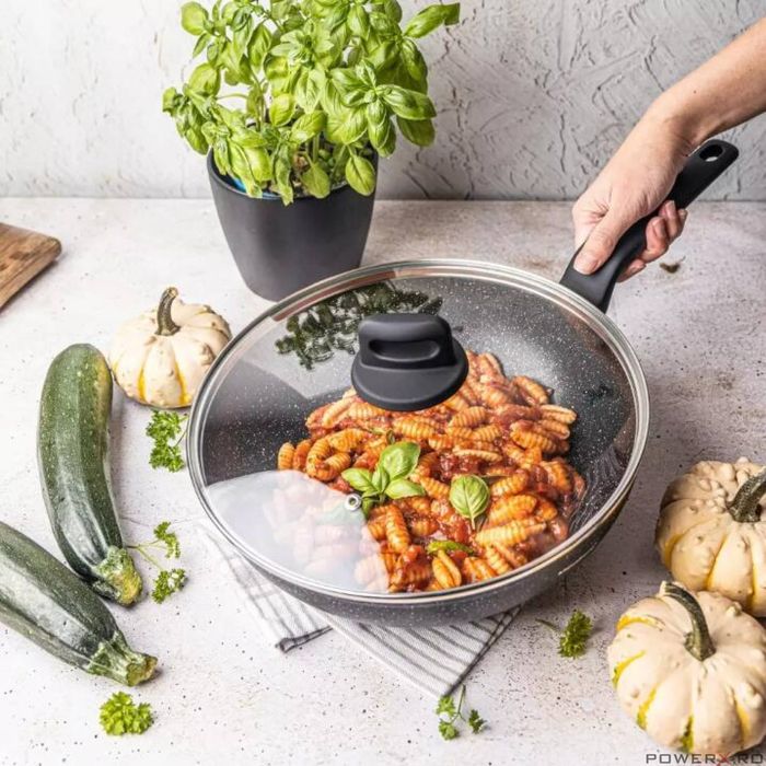 Tigaie wok din aluminiu turnat, marmorata cu strat antiaderent,