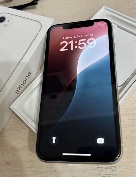 продается iphone 11