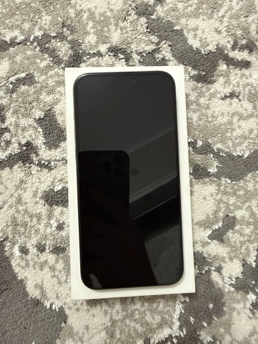 iPhone 15 Pro Max 256 Gb srochna
