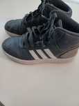 Маратонки ADIDAS