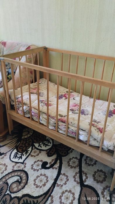 Детский кроватка