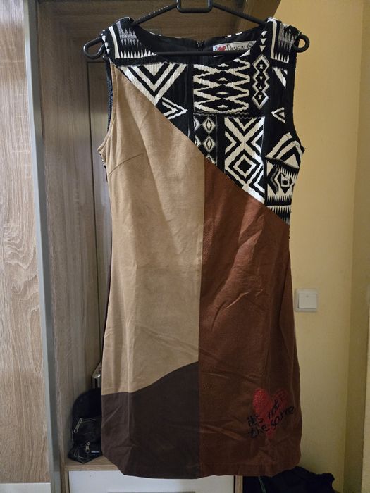 Рокля Desigual  36 размер