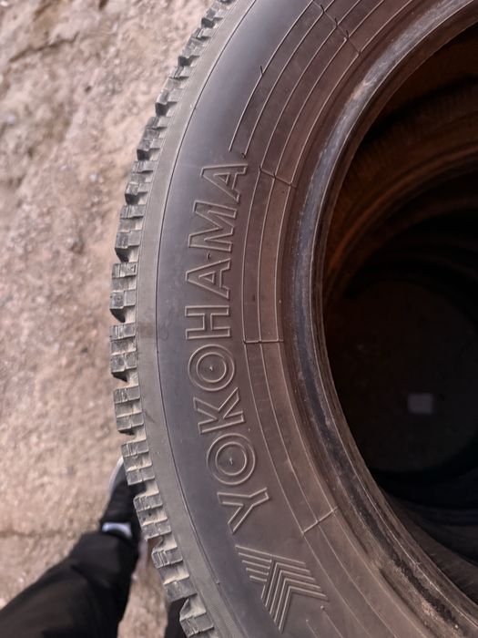 Шины yokohama почти новый