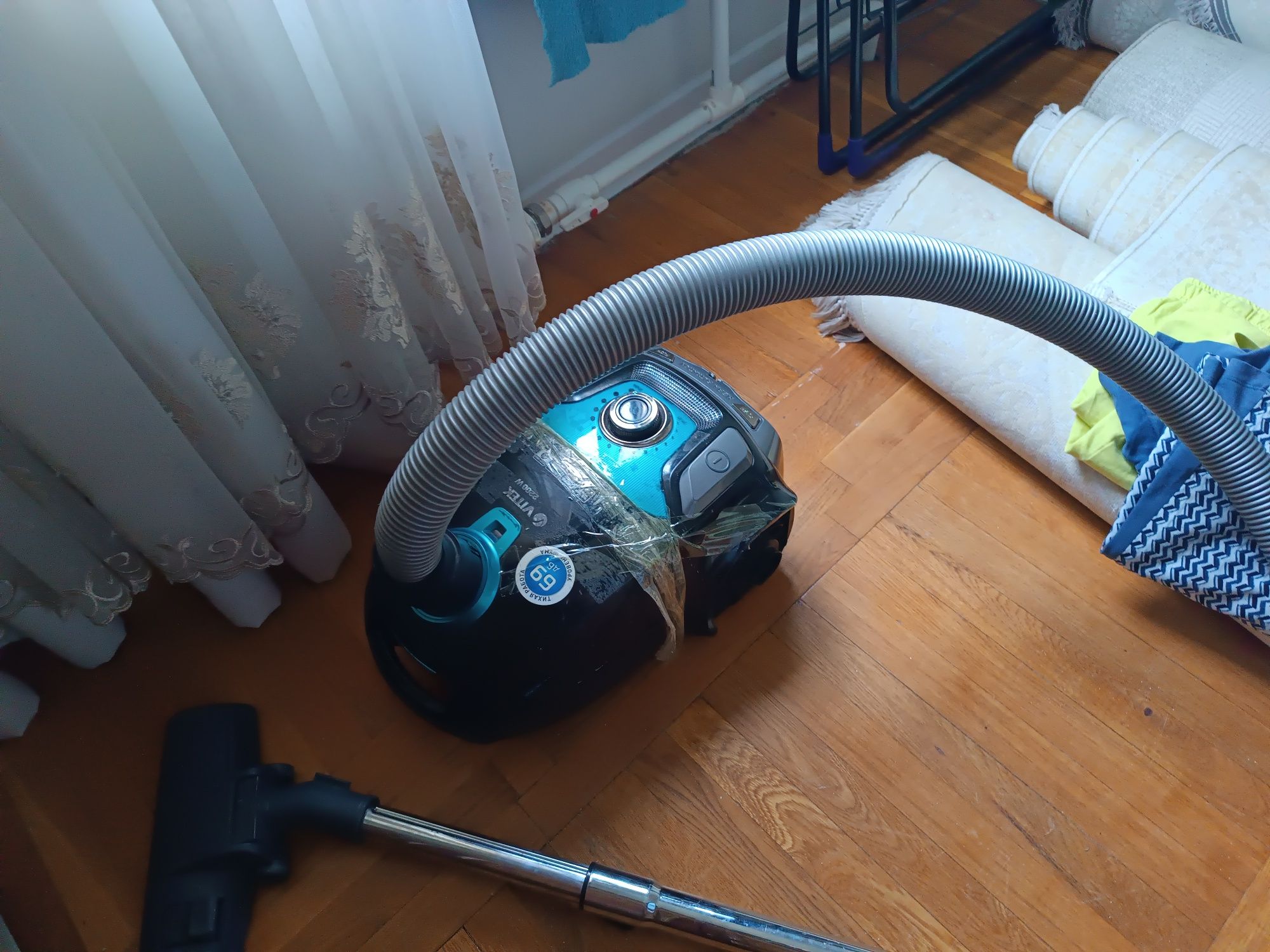 Пылесос vitek работающий