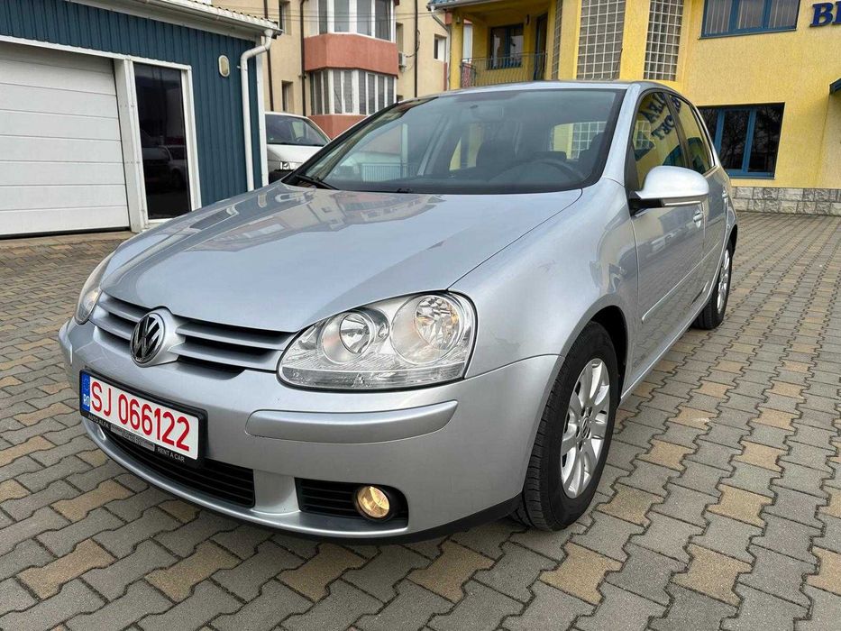vw golf 5 1.4i tour V cash sau rate