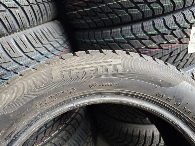 215/55/17 PIRELLI 4бр