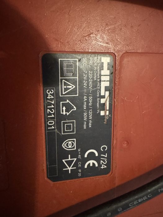 Încărcătoare Hilti C7/24 Stare foarte bună