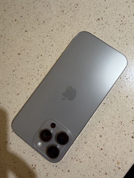 Vand Iphone 16 Pro Max 256 gb