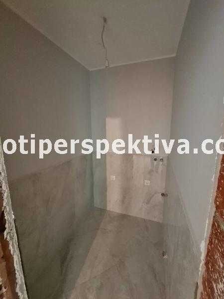 Продава се Двустаен апартамент в Пловдив, Беломорски - 99 кв.м за 1172 €/кв.м - Снимка #2