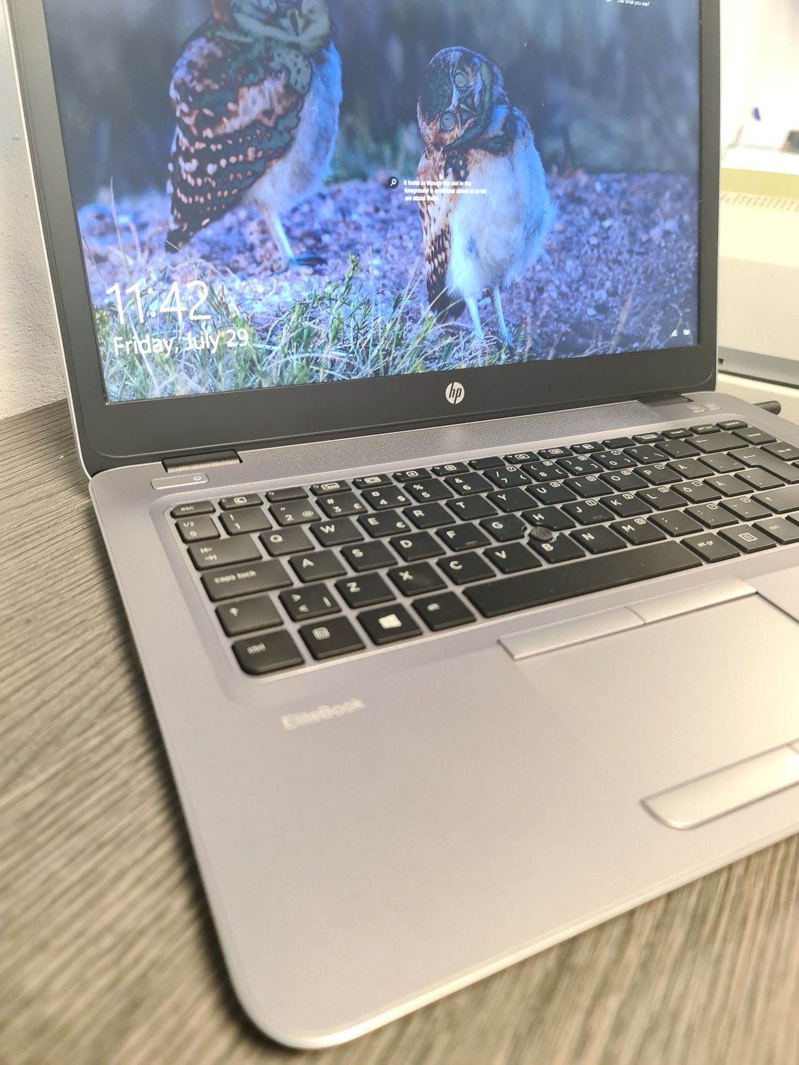 HP elitebook i5-6200u 2.3ghz 16gb ram ddr4 256ssd mvme