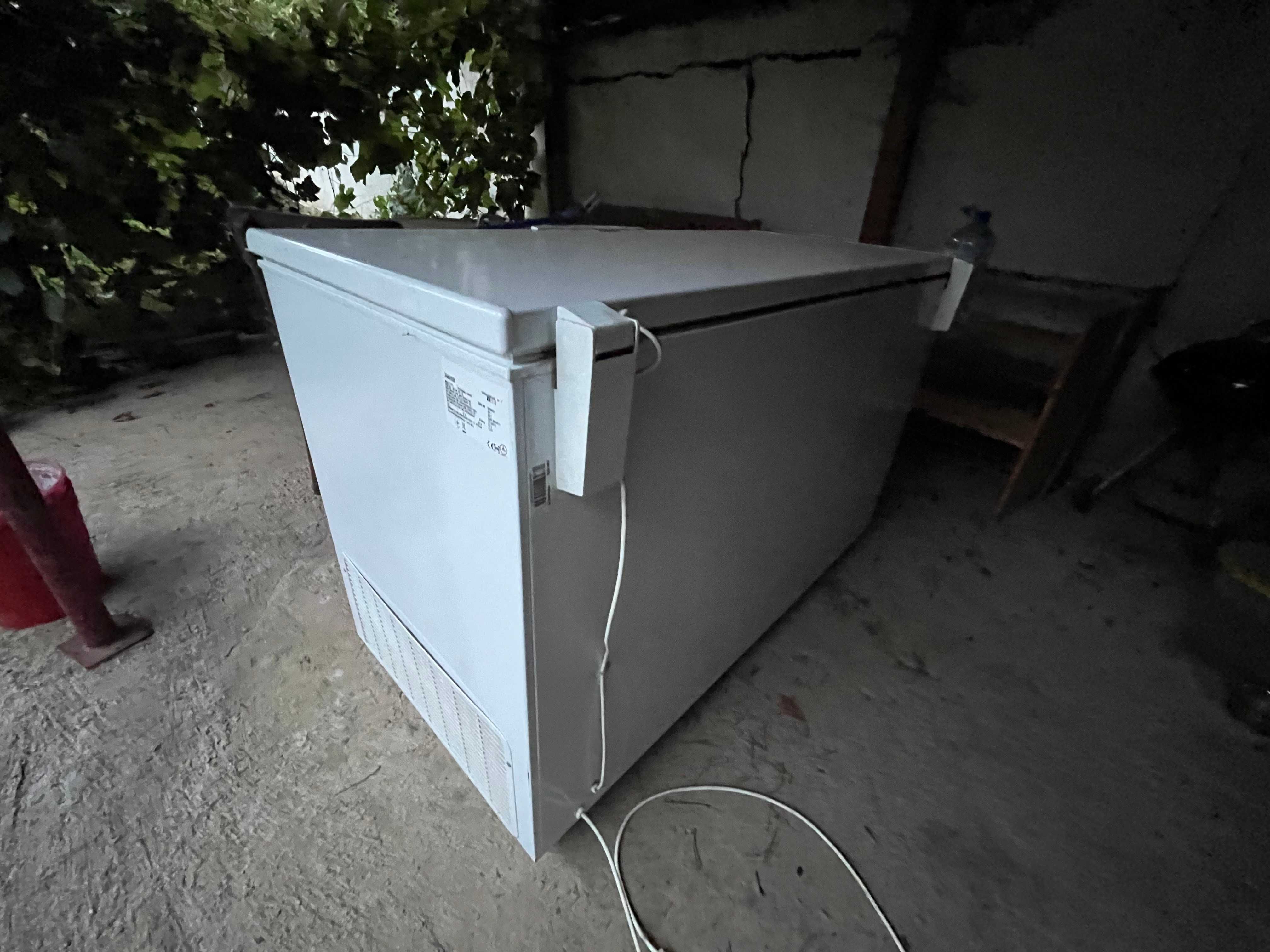 Фризер Zanussi 400L ZFC41400WA