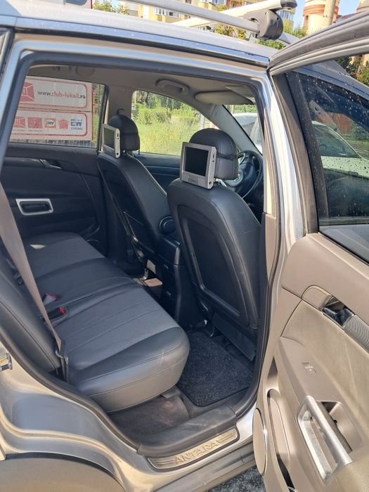 Vând Opel antara