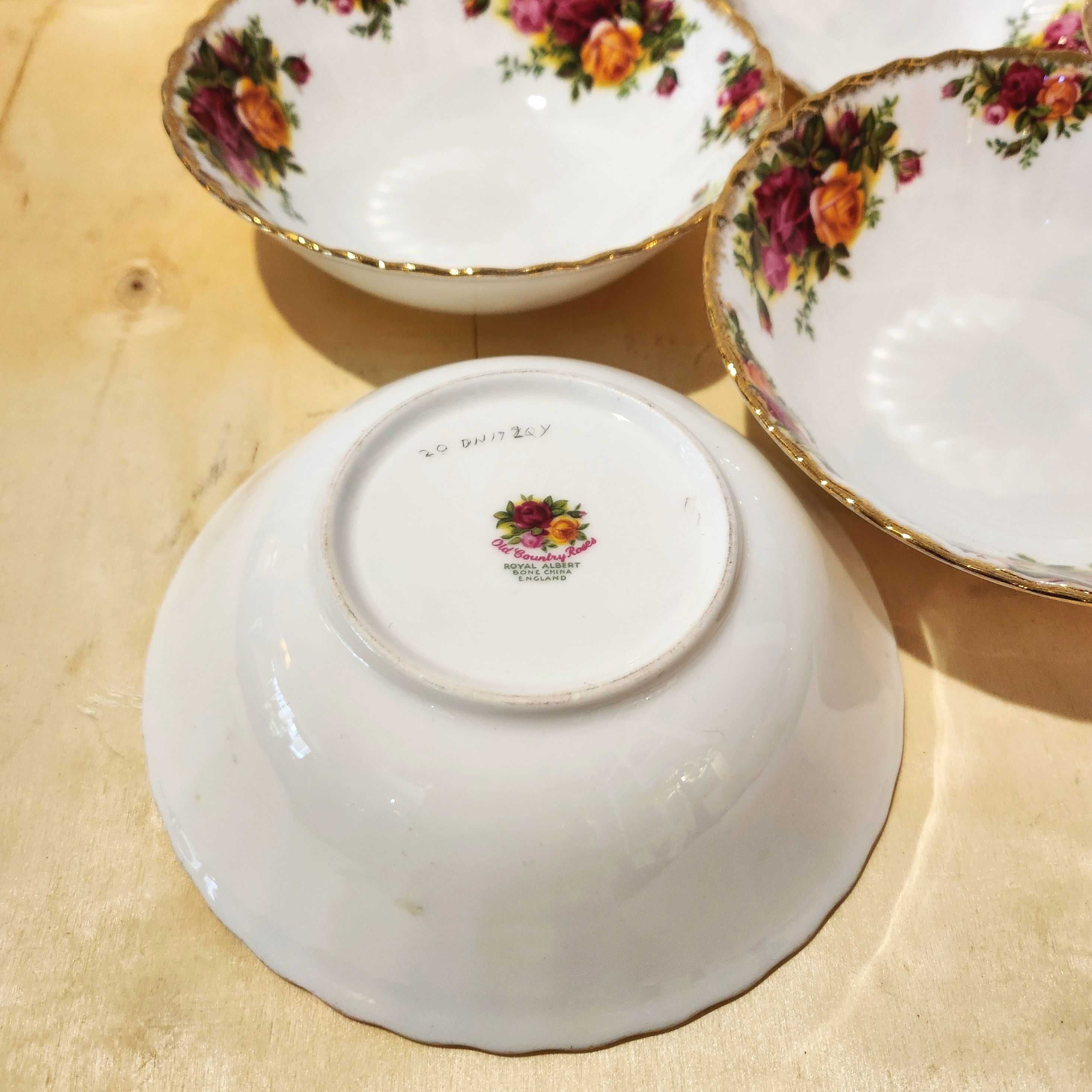 Комплект от шест купички Royal Albert "Old Country Roses"