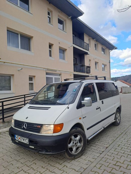 Vând Mercedes Vito din 2002 8 locuri