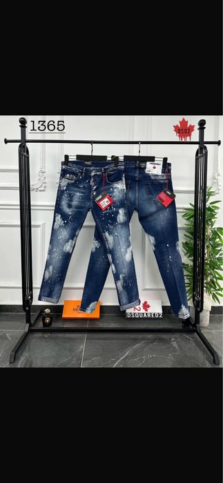 Blugi Dsquared 2 de calitate