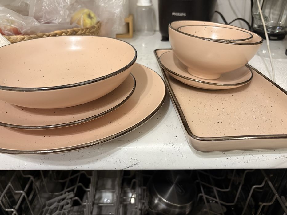 Продается набор посуды