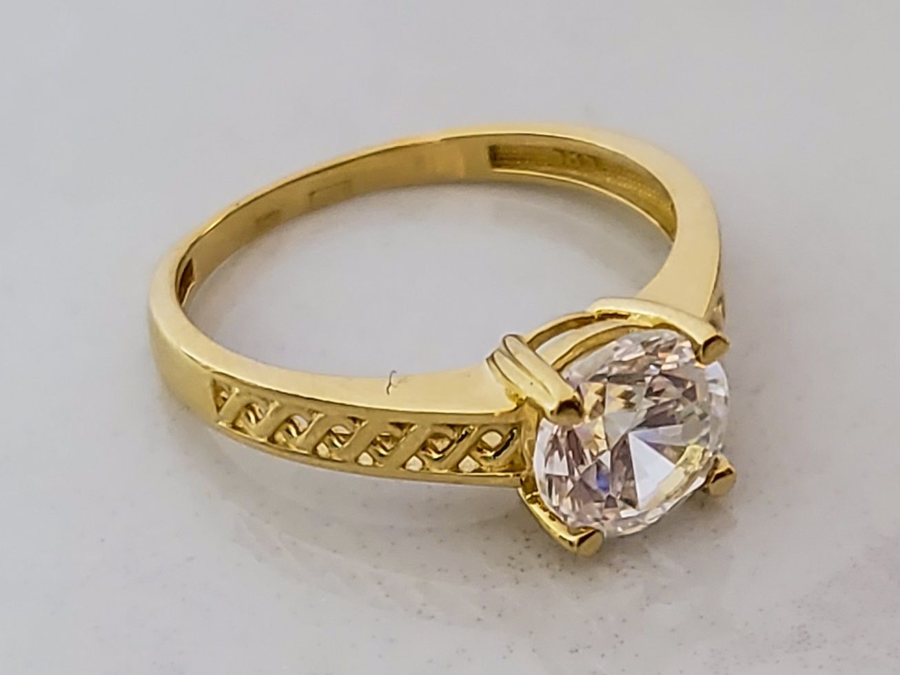 Inel din aur 14K cu zirconiu – mărimea 54, gramaj 2,53 gr