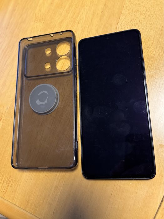 Продавам Redmi note 13 pro