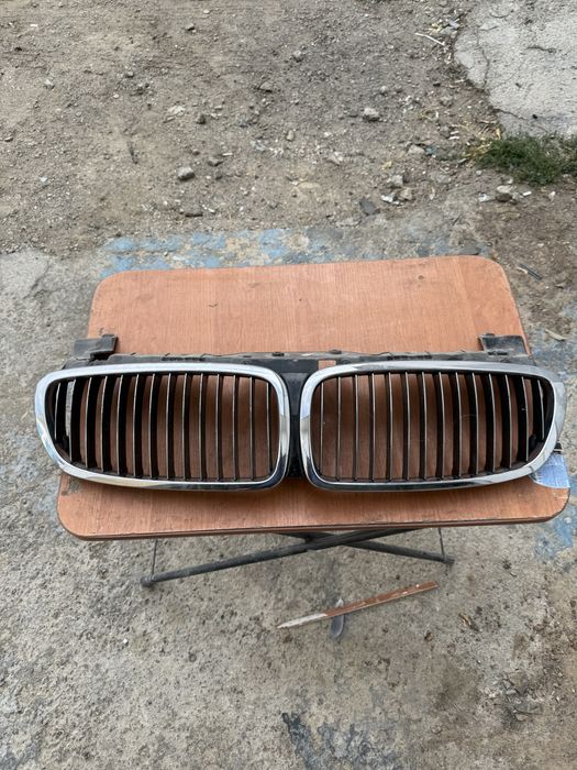 Продам запчасти на БМВ Е65