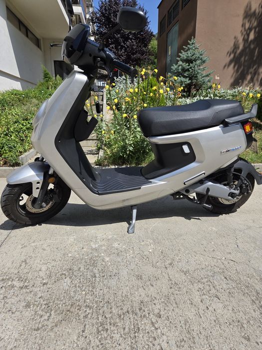 Vand scuter Niu M+ Sport