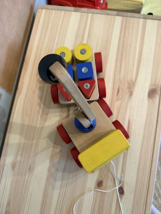 Магнитен кран дървена играчка