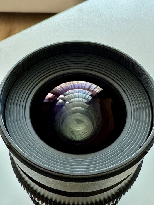 Сет от 6 кино обектива Samyang VDSLR II (EF mount) + твърд куфар